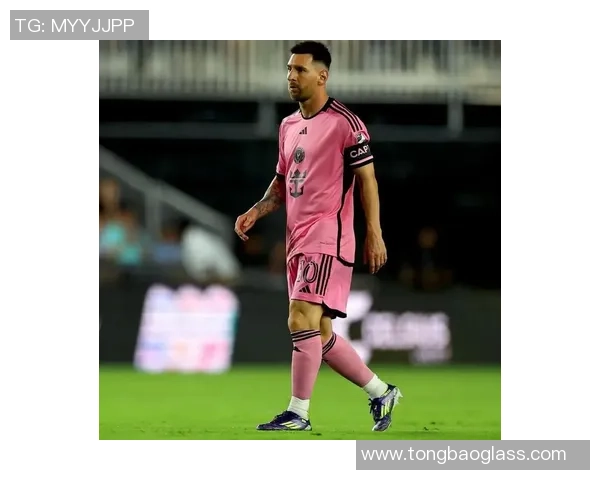 2025年中场球星足球鞋推荐榜单全面解析热门款式与技术特点